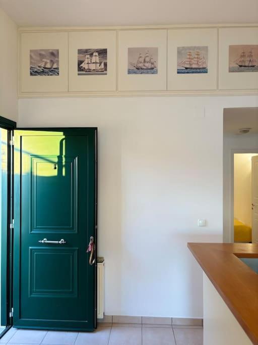 Appartement Avec Vue Aegina Luaran gambar