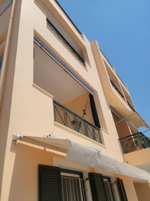 Appartement Avec Vue Aegina Luaran gambar